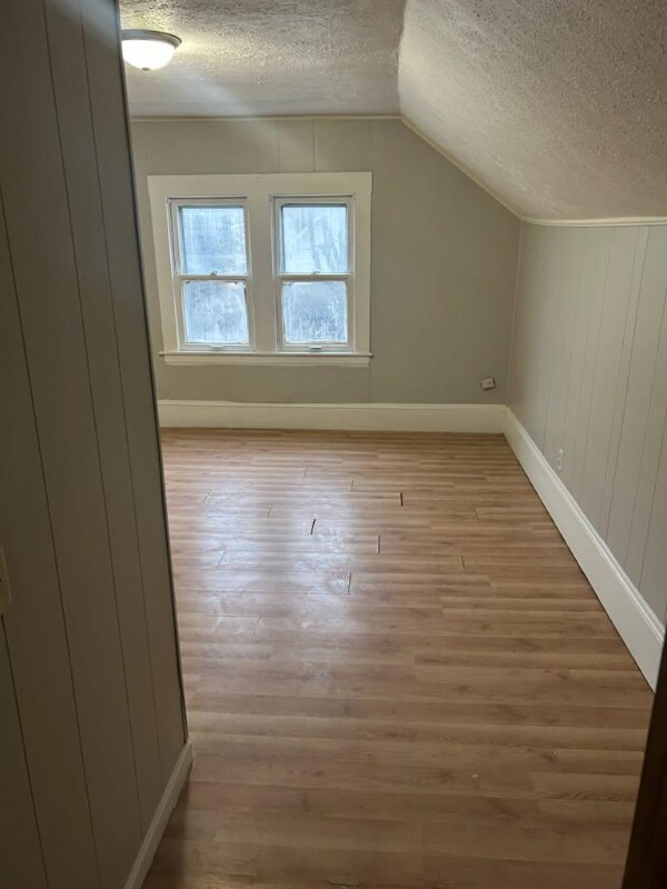 Building Photo - 3664 E 52nd St