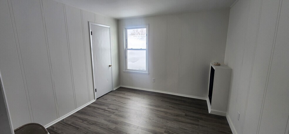 Building Photo - 619 Tracy St