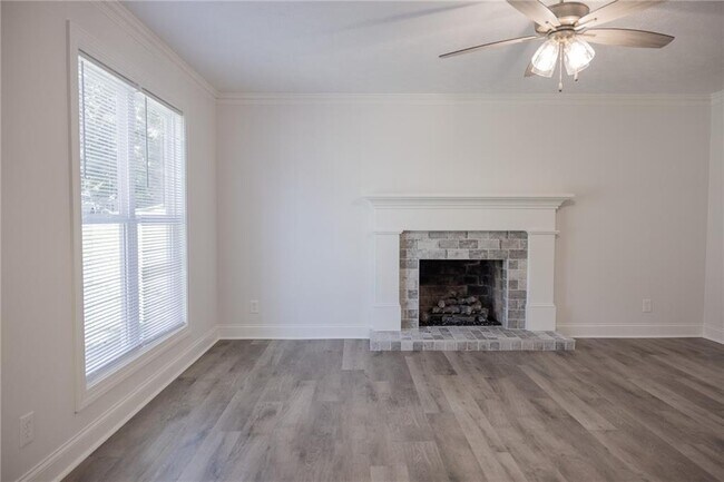 Building Photo - 147 Hunters Cove
