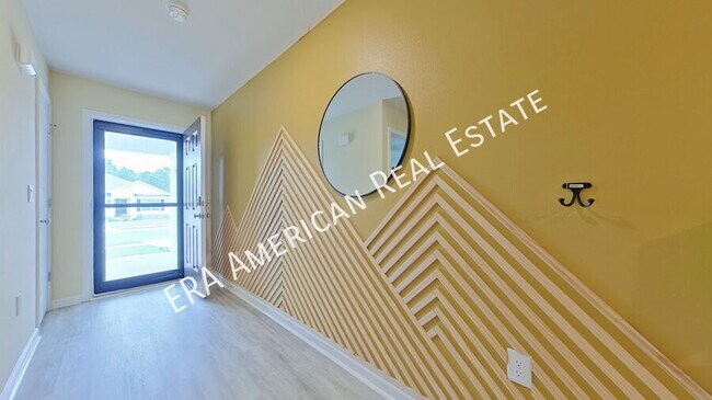 Building Photo - 5827 Belmont Stakes Rd