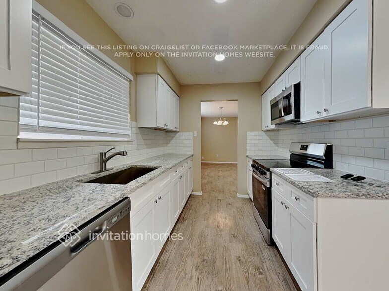 Building Photo - 4815 Diehlwood Pl