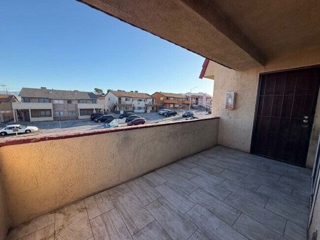 Building Photo - 6953 Hopkins Dr