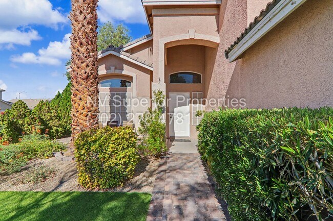 Building Photo - NW!! 4 bedrooms!! Bed & Bath DownStairs!!! RV Parking!!! Synthetic Grass Front yard!! Real Grass ...