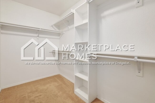 Building Photo - 4481 W Pecan St