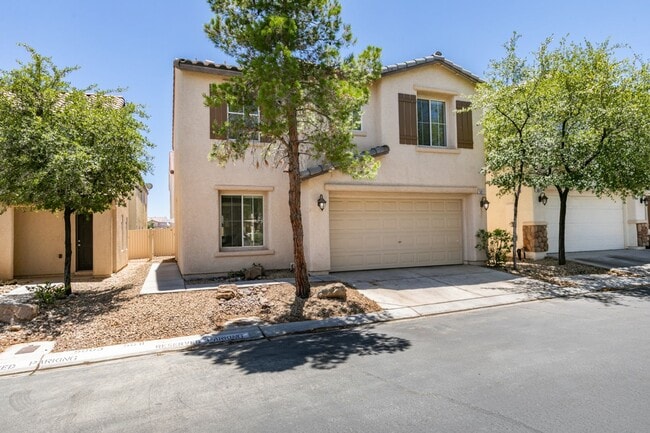 Building Photo - NEWLY UPDATED 4 BEDROOM HOME IN THE SOUTHWEST