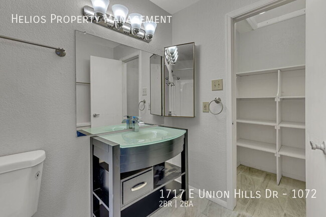 Building Photo - 1717 E Union Hills Dr