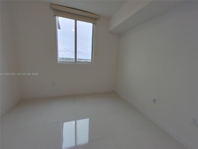 Building Photo - 7661 NW 107th Ave