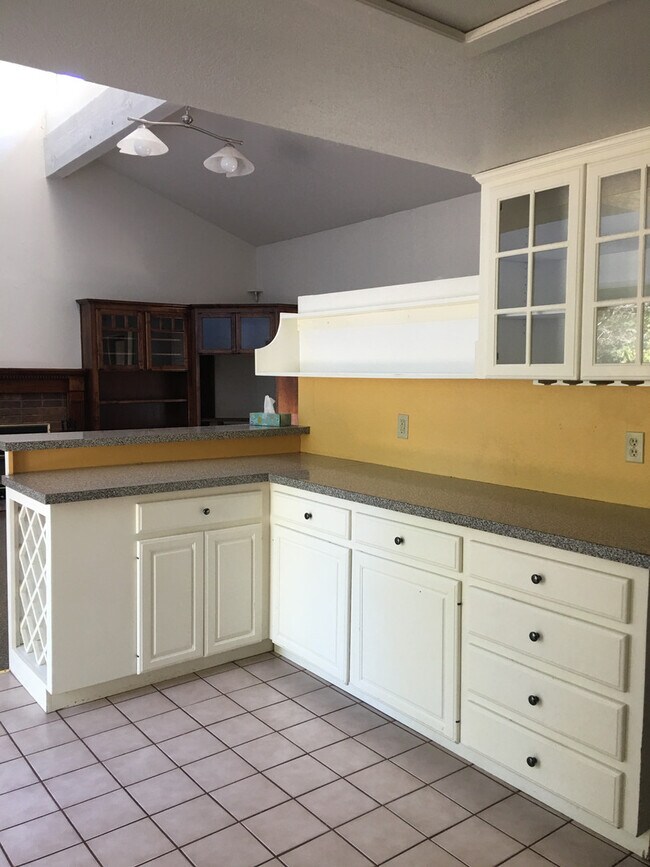 Building Photo - Cozy 2 Bedroom 1 bath in Philomath