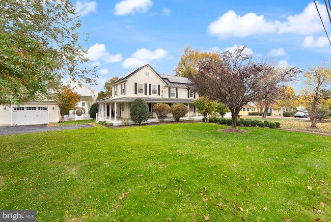Building Photo - 3501 Tavenner Ct