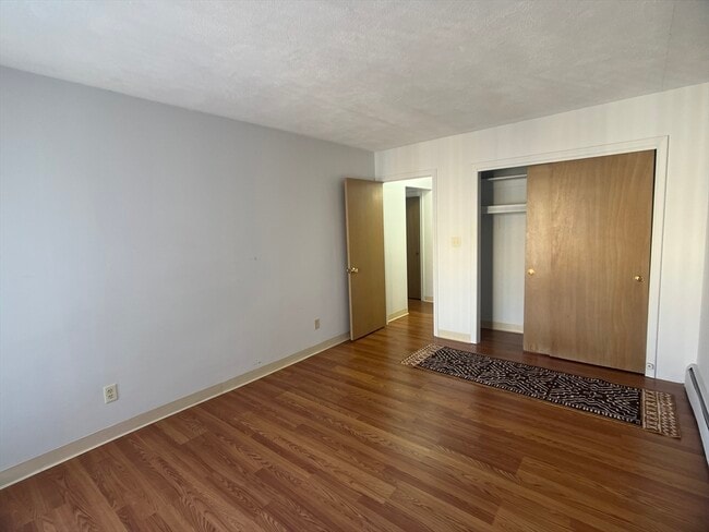 Building Photo - 123 Sewall Ave