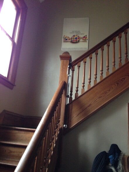 Building Photo - 430 N Van Buren St