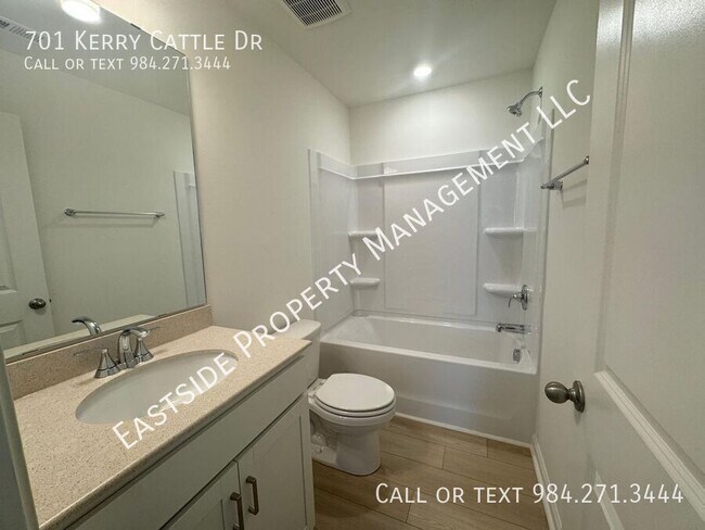 Building Photo - 701 Kerry Cattle Dr