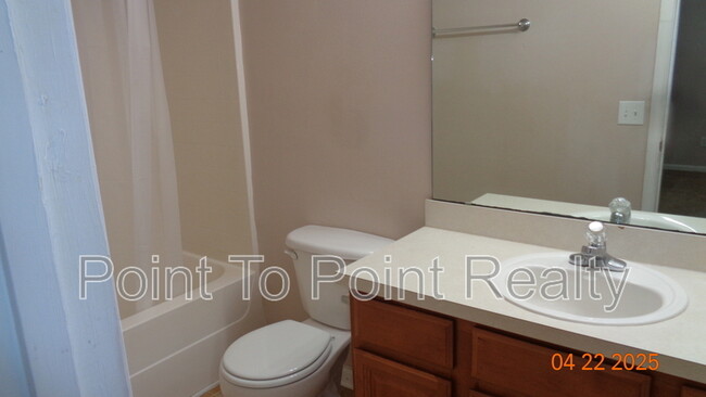 Building Photo - 4822 Playpen Dr
