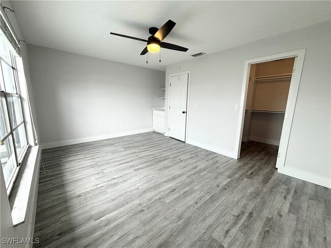 Building Photo - 4520 SW 8th Pl