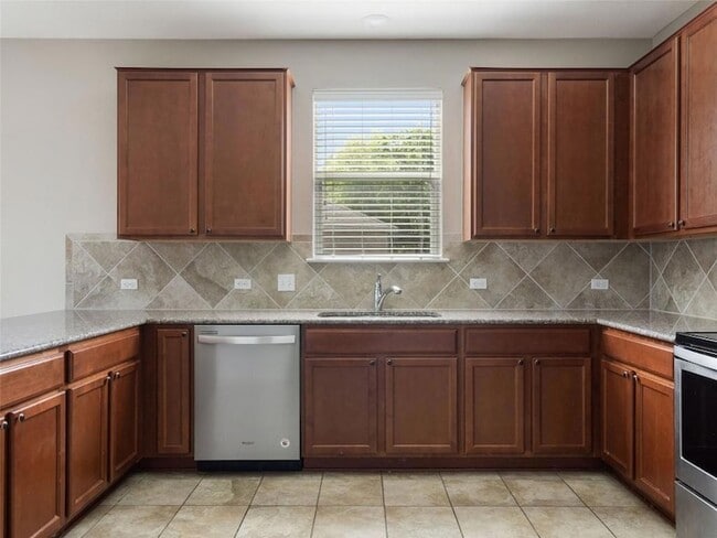 Building Photo - 7633 Rio Pass