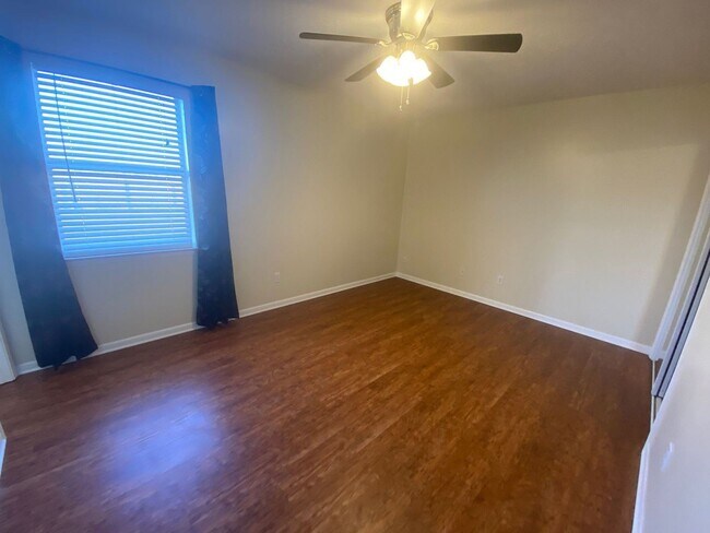 Building Photo - Cozy & Centrally Located 3Bed/2Ba in Lynn ...