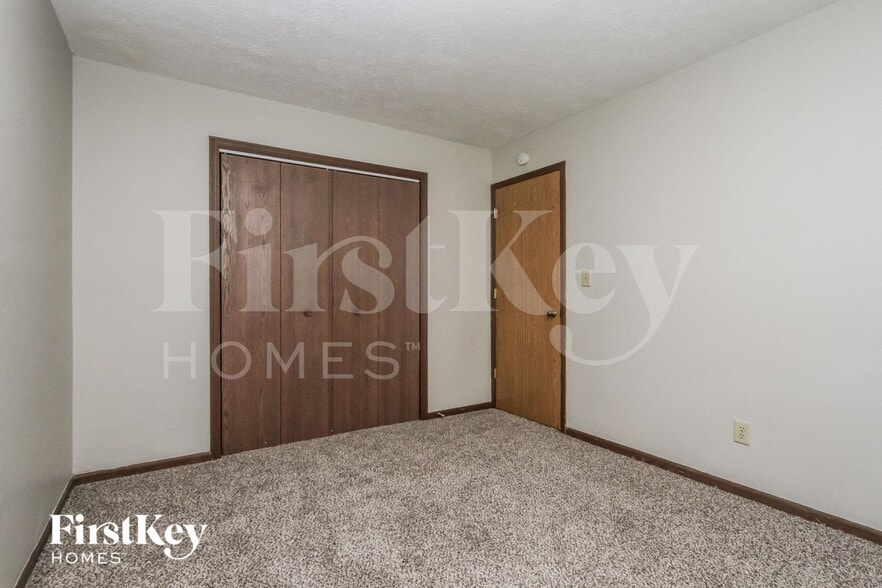 Building Photo - 5132 Carob Ct