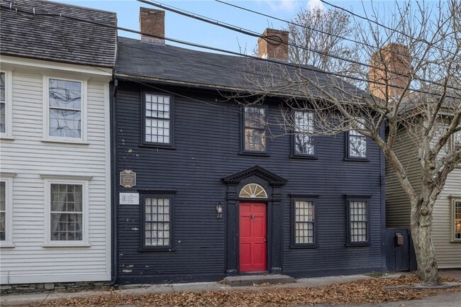 Building Photo - 73 Thames St