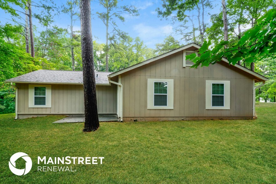 Building Photo - 6843 Timbers E Dr