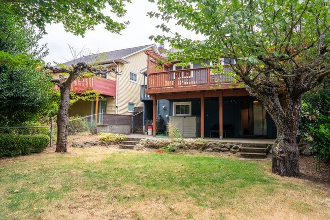 Building Photo - 4Bd/1.5Ba Seattle House