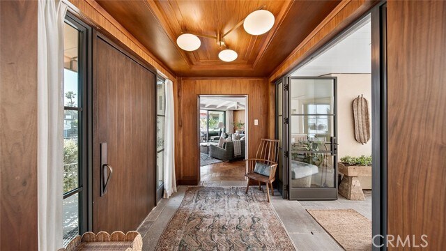 Building Photo - 27 Emerald Bay