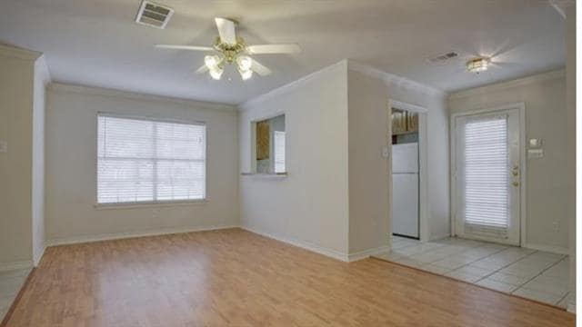 Building Photo - 3233 S University Dr