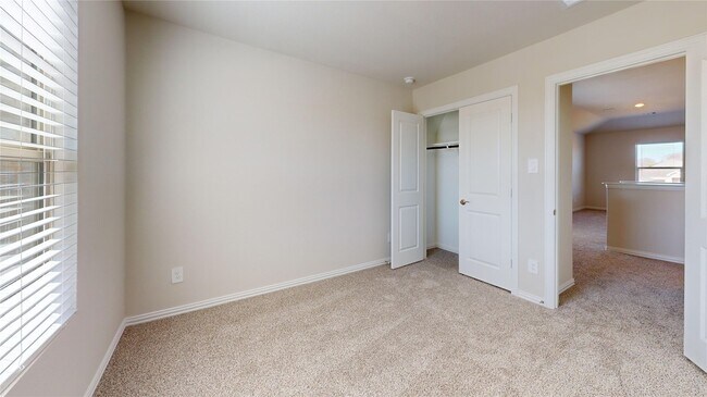 Building Photo - 2125 Dunbar Dr