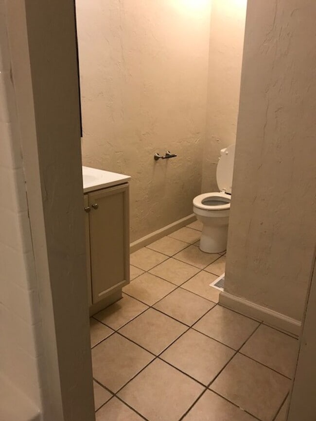 Building Photo - Ada OK Rental