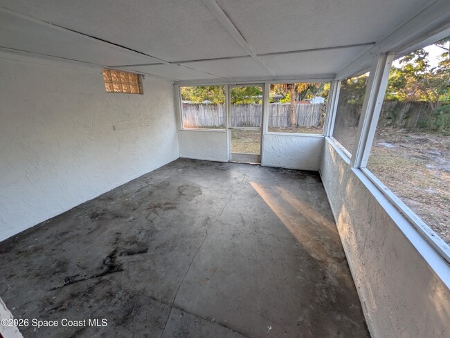 Building Photo - 198 Jackson St