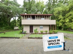 Building Photo - 2735 Bungalow Blvd