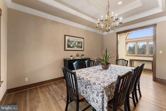 Building Photo - 3535 Meadow Rd