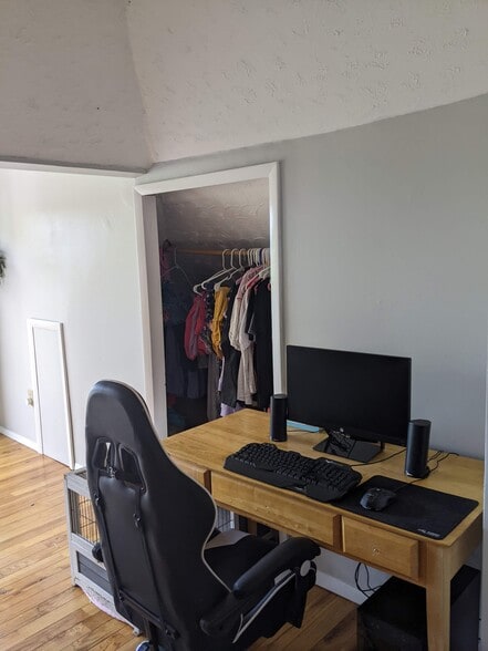 Building Photo - 163 Franklin St