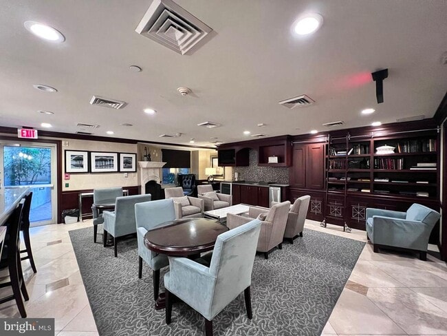 Building Photo - 1441 Rhode Island Ave NE