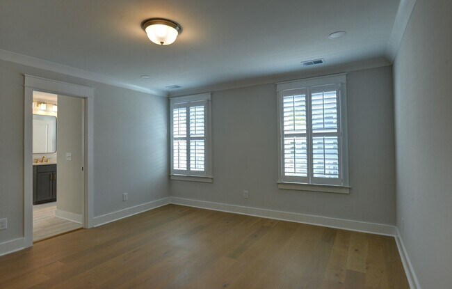 Building Photo - 4 Bedroom 3.5 Bath House in Twin Lakes - Johns Island