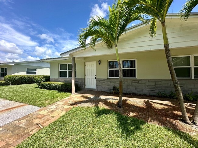 Primary Photo - 3531 Burma Ct