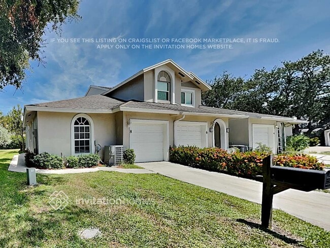 Building Photo - 8 Erwood Pl