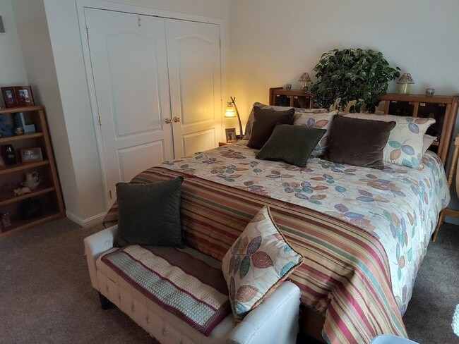 Building Photo - 28 Owens Dr