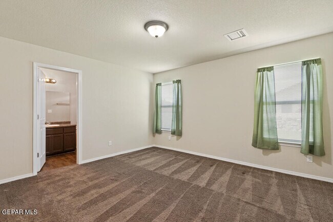Building Photo - 3721 Loma Jacinto