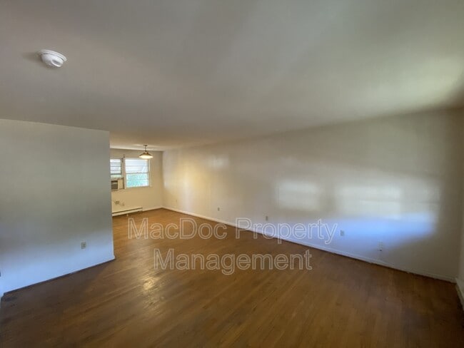 Building Photo - 5467 Potomac Dr