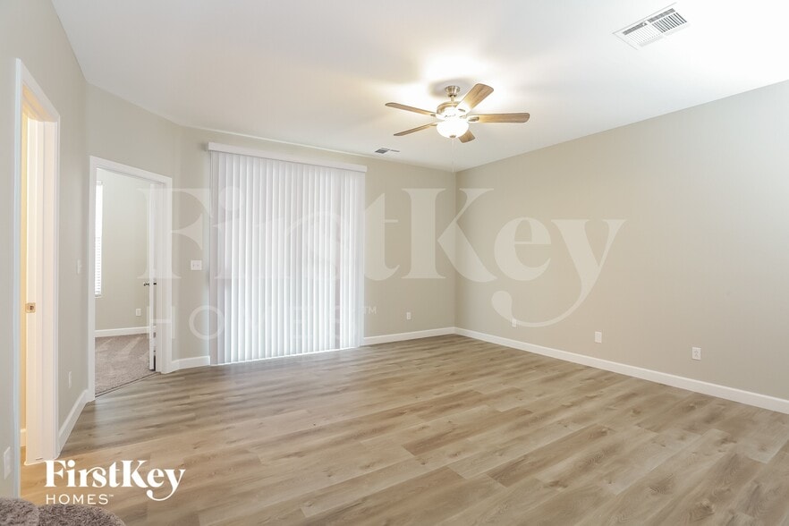 Building Photo - 8794 Timberleaf Ct