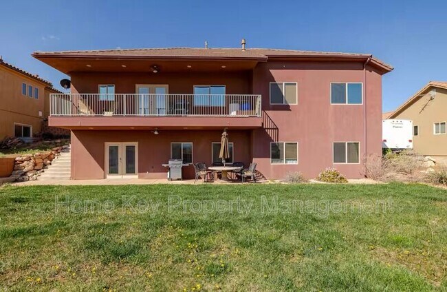 Building Photo - 1593 E Scenic Sunrise Dr