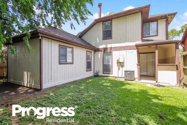 Building Photo - 9411 Spindlewood Dr