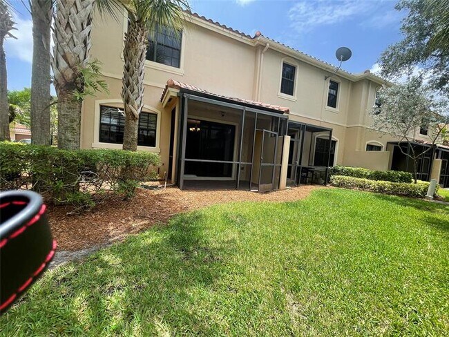 Building Photo - 10845 NW 74th Dr