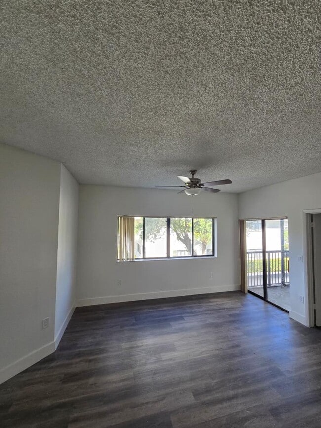 Building Photo - 2445 SW 18th Terrace