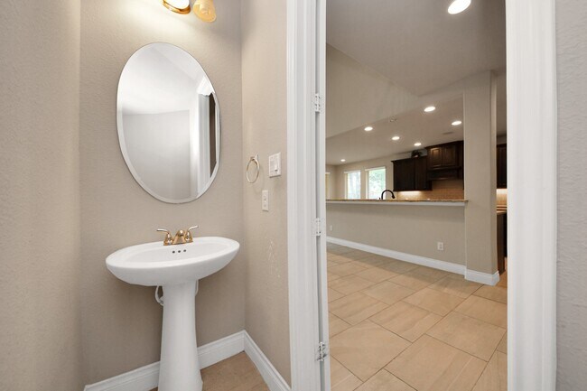 Building Photo - 343 Red Petal Ct