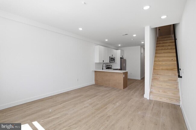Building Photo - 2554 N 12th St