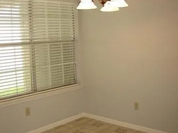 Building Photo - 1512 Bryant Way