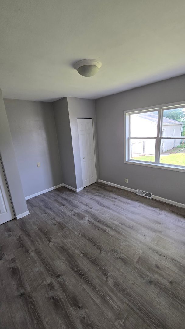 Building Photo - Spacious 3 Bedroom, 1.5 Bath Home with central AC for Rent!!!
