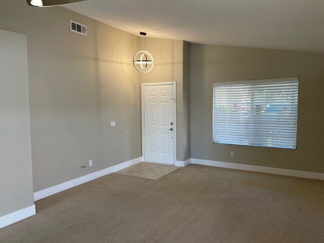 Building Photo - **GORGEOUS & MODEL PERFECT GREEN VALLEY 3 ...