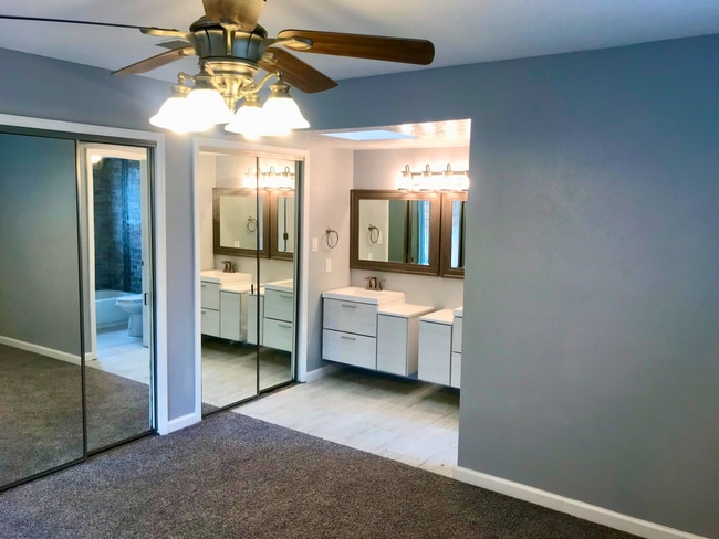 Building Photo - Complete Remodel In Highly Desirable NE He...
